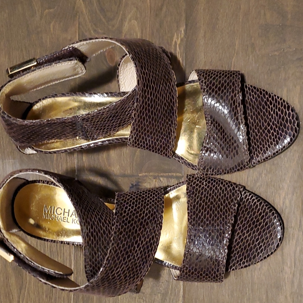 MICHAEL Michael Kors Sandal